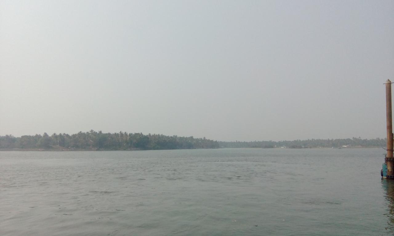 Hotel Muziris Harbour View Kochi Exterior foto